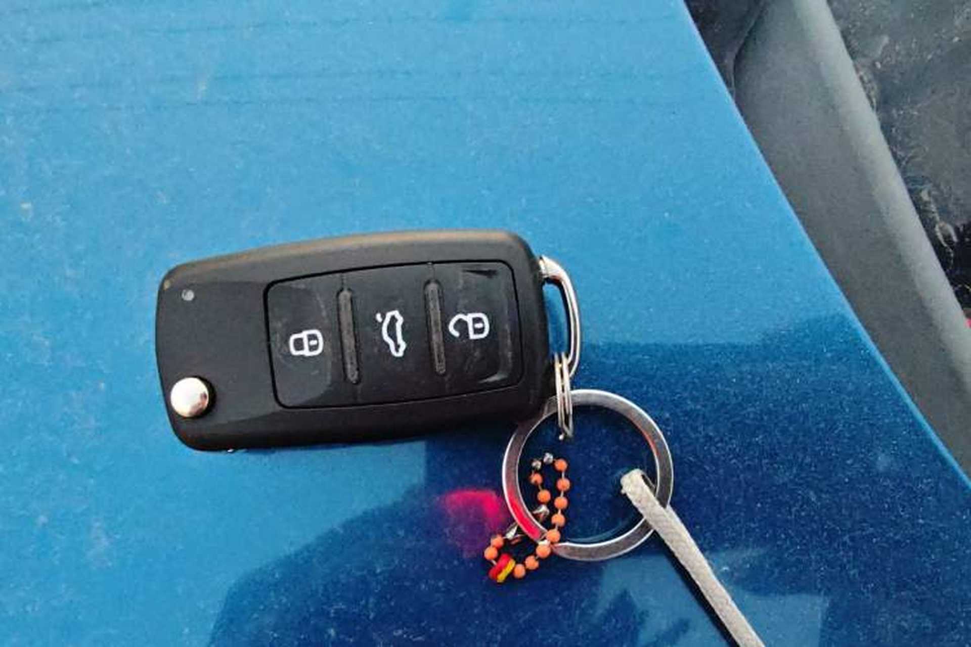 Used Volkswagen Bora 2013 1.6L Manual Comfort Model Interior 1