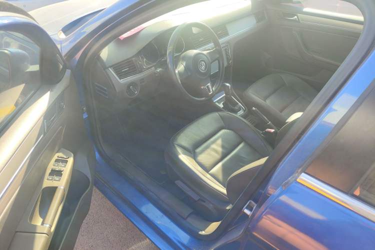Used Volkswagen Bora 2013 1.4T Automatic Comfort Model Interior 4