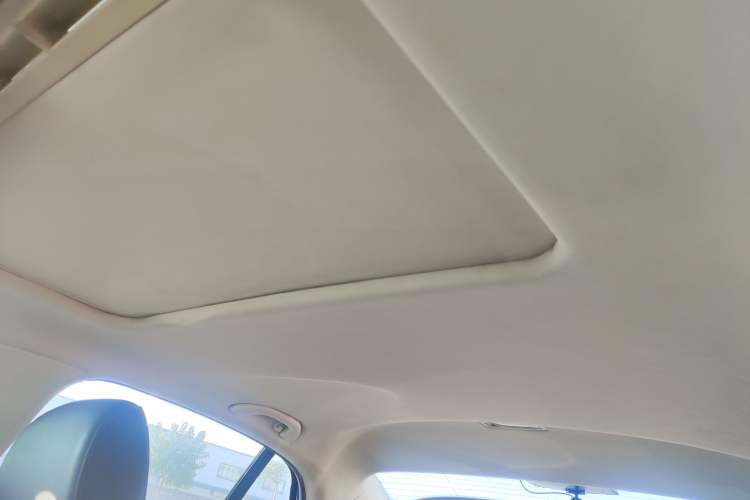 Used Volkswagen Bora 2013 1.4T Automatic Comfort Model Interior 6