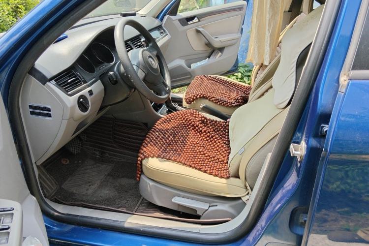 Used Volkswagen Bora 2013 1.6L Automatic Fashion Model Left Front Seat