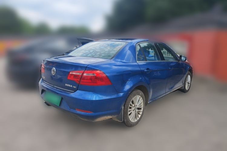 Used Volkswagen Bora 2013 1.4T Automatic Luxury Model Rear Right 45 Deg