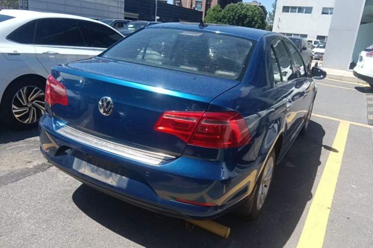 Used Volkswagen Bora 2013 1.6L Automatic Comfort Model Rear Right 45 Deg