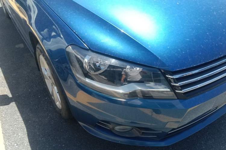 Used Volkswagen Bora 2013 1.6L Automatic Comfort Model Right Front Headlight