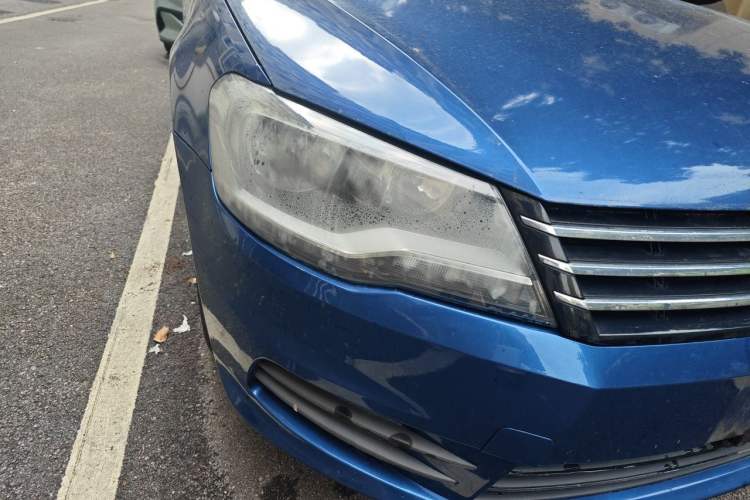 Used Volkswagen Bora 2013 1.6L Automatic Fashion Model Right Front Headlight