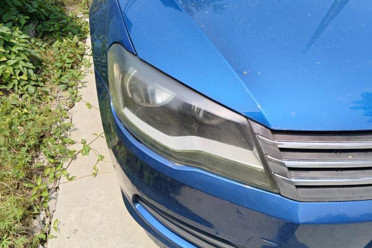 Used Volkswagen Bora 2013 1.6L Automatic Fashion Model Right Front Headlight