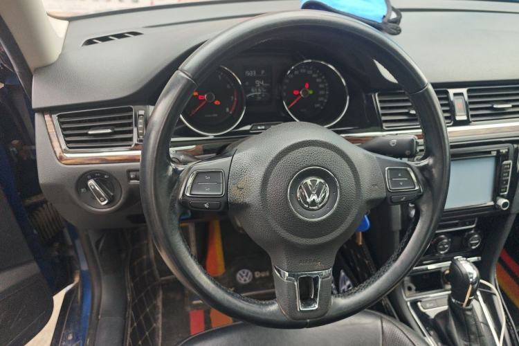 Used Volkswagen Bora 2013 1.4T Automatic Luxury Model Steering Wheel