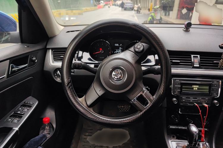 Used Volkswagen Bora 2013 1.4T Automatic Comfort Model Steering Wheel