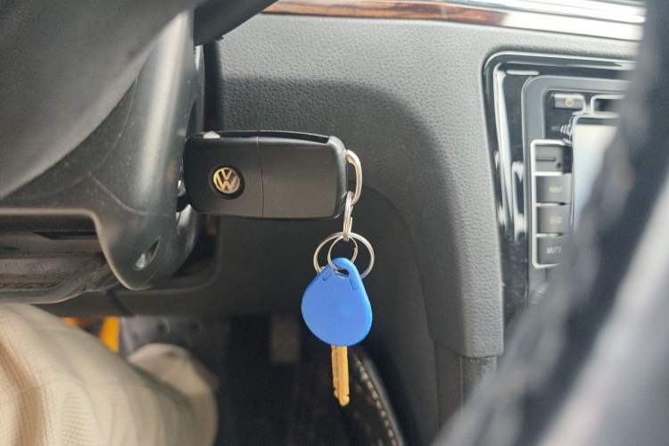 Used Volkswagen Bora 2013 1.4T Automatic Luxury Model Vehicle Key