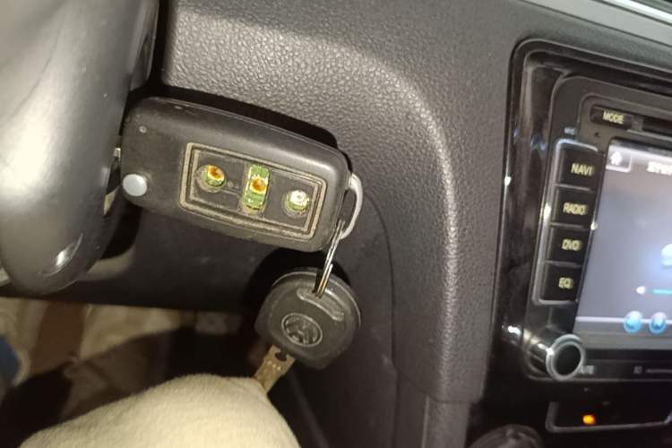 Used Volkswagen Bora 2013 1.6L Manual Comfort Model Vehicle Key