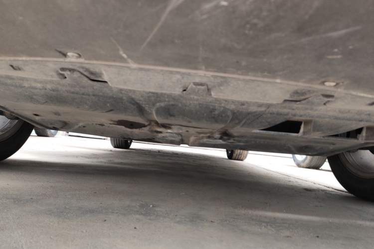 Used Volkswagen Bora 2013 1.6L Automatic Comfort Model Chassis Front