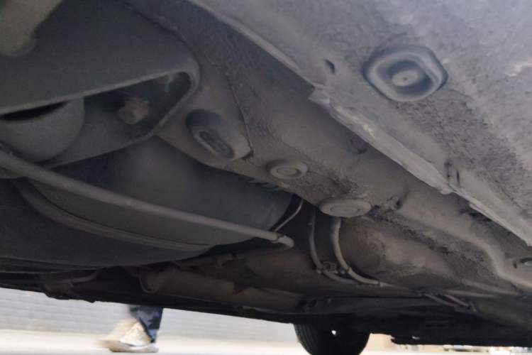 Used Volkswagen Bora 2013 1.6L Automatic Comfort Model Chassis Rear Right