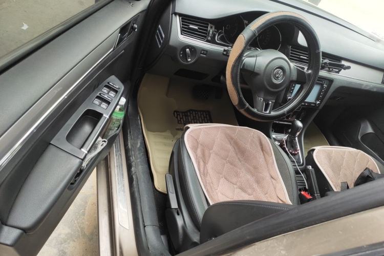 Used Volkswagen Bora 2013 1.6L Automatic Comfort Model Driver Seat