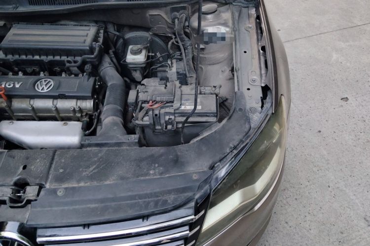 Used Volkswagen Bora 2013 1.6L Automatic Comfort Model Engine Bay Left