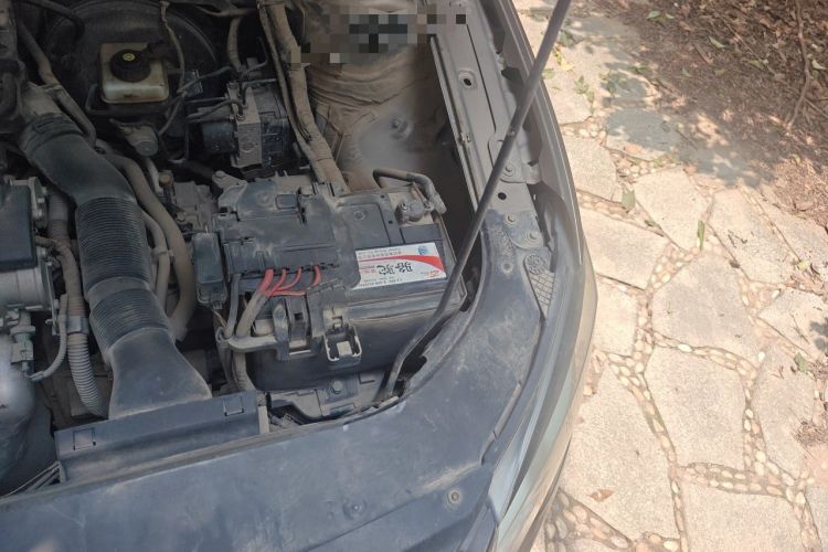 Used Volkswagen Bora 2013 1.6L Automatic Comfort Model Engine Bay Left