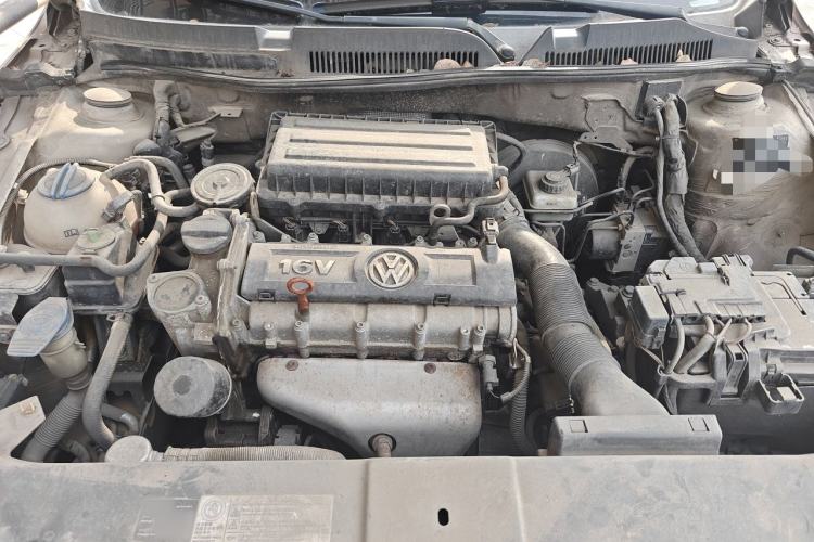 Used Volkswagen Bora 2013 1.6L Automatic Comfort Model Engine Bay