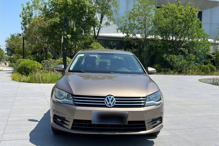 Used Volkswagen Bora 2013 1.6L Automatic Fashion Model Exterior 1