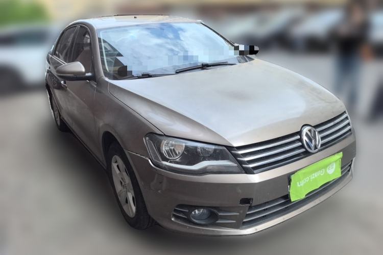 Used Volkswagen Bora 2013 1.4T Automatic Comfort Model Front Right 45 Deg