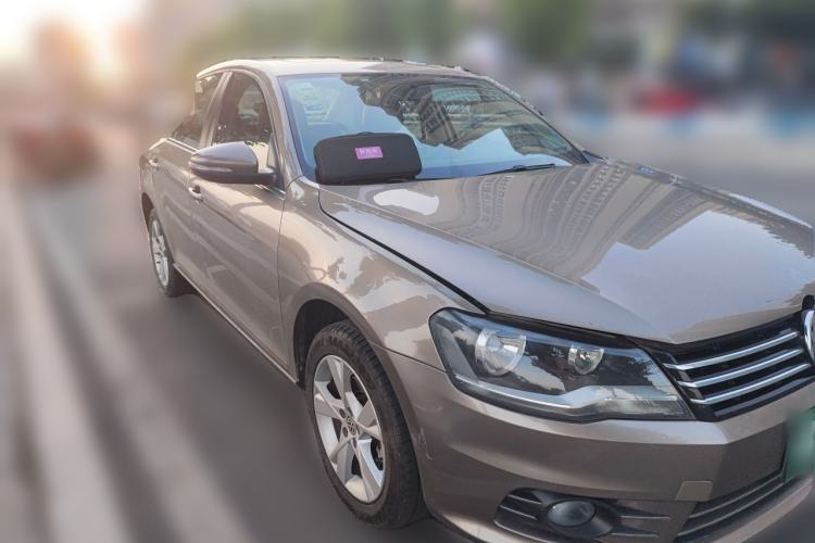 Used Volkswagen Bora 2013 1.6L Automatic Comfort Model Front Right 45 Deg