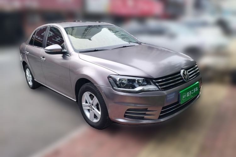 Used Volkswagen Bora 2013 1.6L Automatic Fashion Model Front Right 45 Deg