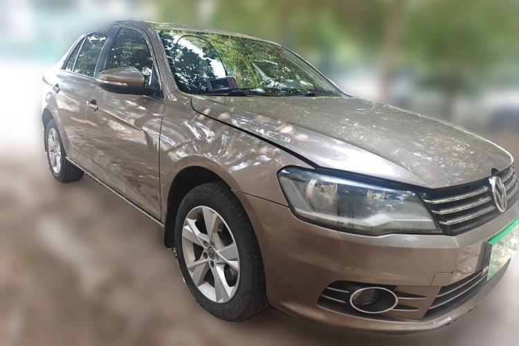 Used Volkswagen Bora 2013 1.6L Automatic Comfort Model Front Right 45 Deg