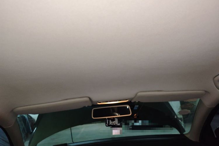 Used Volkswagen Bora 2013 1.6L Manual Fashion Edition Headliner