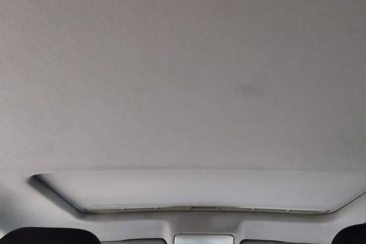 Used Volkswagen Bora 2013 1.6L Automatic Comfort Model Headliner