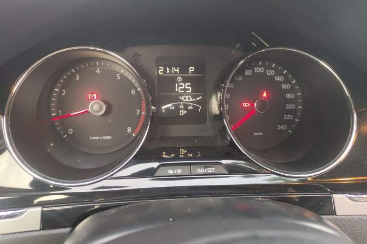 Used Volkswagen Bora 2013 1.6L Automatic Comfort Model Instrument Cluster
