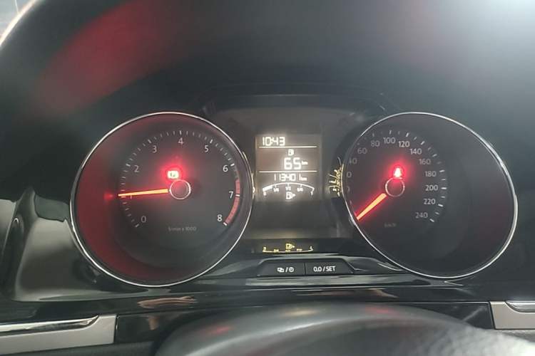 Used Volkswagen Bora 2013 1.6L Manual Fashion Edition Instrument Cluster