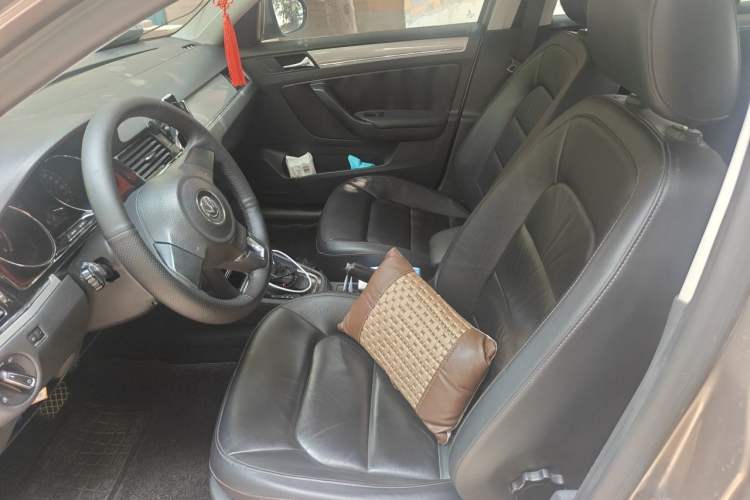 Used Volkswagen Bora 2013 1.6L Automatic Comfort Model Left Front Seat
