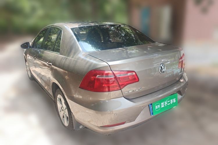 Used Volkswagen Bora 2013 1.6L Automatic Comfort Model Rear Left 45 Deg