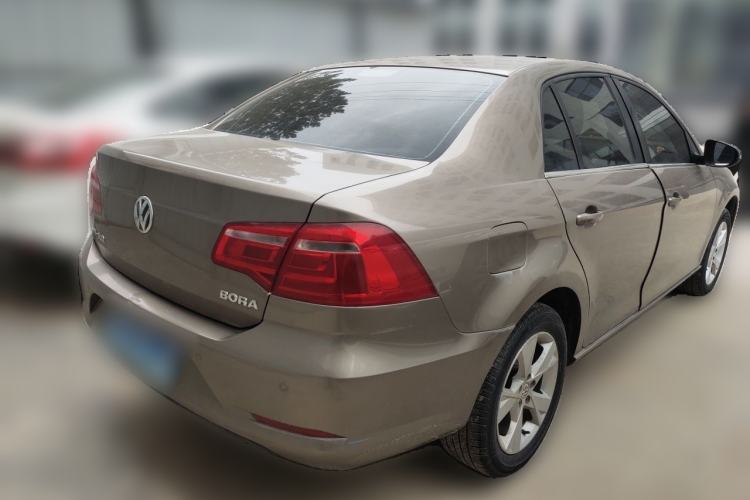 Used Volkswagen Bora 2013 1.6L Automatic Comfort Model Rear Right 45 Deg