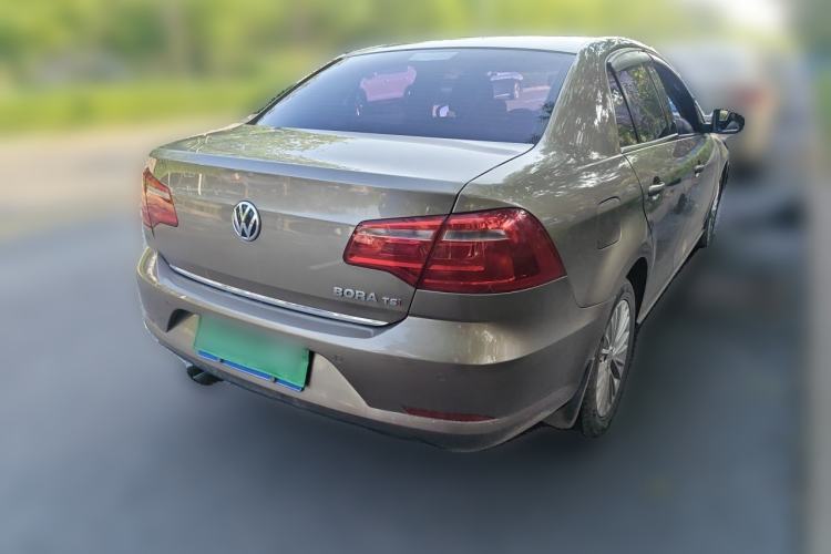 Used Volkswagen Bora 2013 1.4T Automatic Luxury Model Rear Right 45 Deg