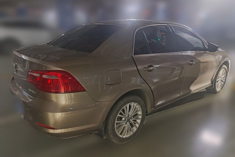 Used Volkswagen Bora 2013 1.6L Automatic Luxury Model Rear Right 45 Deg