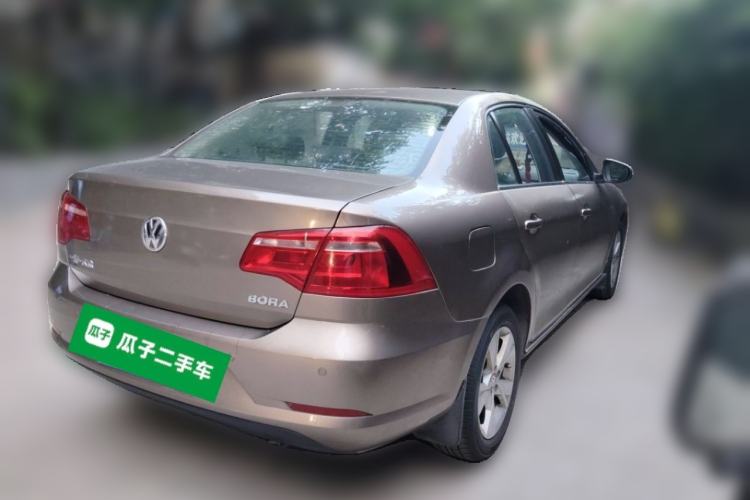 Used Volkswagen Bora 2013 1.6L Automatic Comfort Model Rear Right 45 Deg
