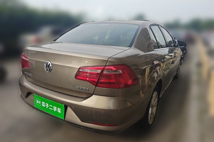 Used Volkswagen Bora 2013 1.6L Automatic Comfort Model Rear Right 45 Deg