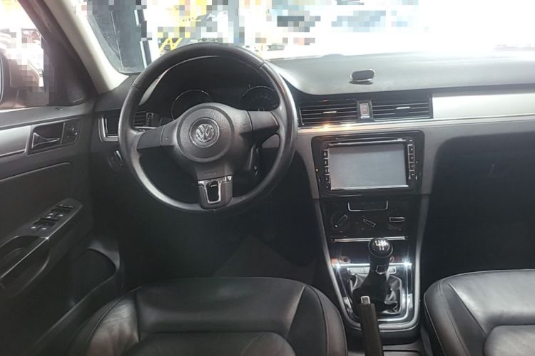 Used Volkswagen Bora 2013 1.6L Manual Fashion Edition Steering Wheel