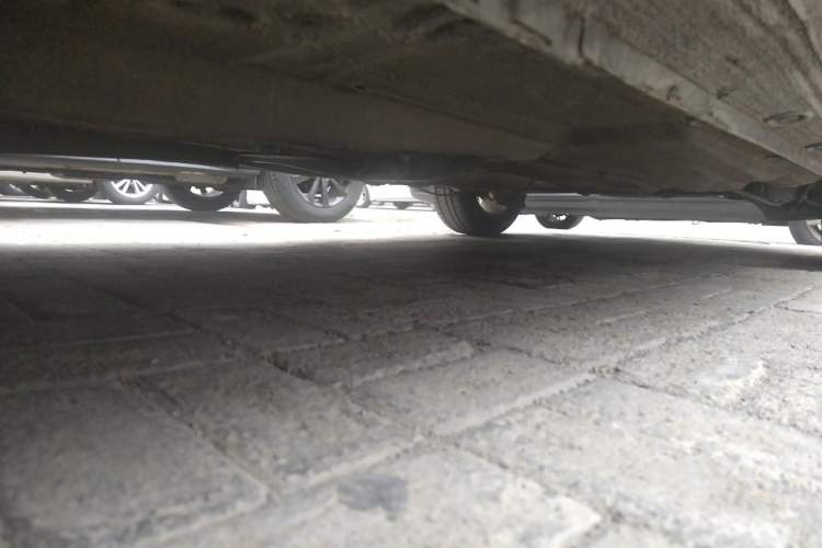 Used Volkswagen Bora 2013 1.6L Manual Comfort Model Chassis Front Left