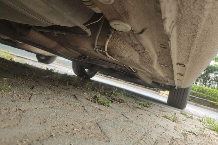 Used Volkswagen Bora 2013 1.6L Manual Comfort Model Chassis Rear Right