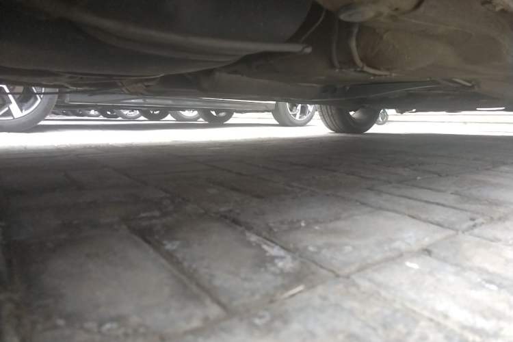 Used Volkswagen Bora 2013 1.6L Manual Comfort Model Chassis Rear Right