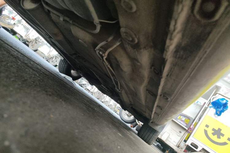Used Volkswagen Bora 2013 1.4T Manual Comfort Model Chassis Rear Right