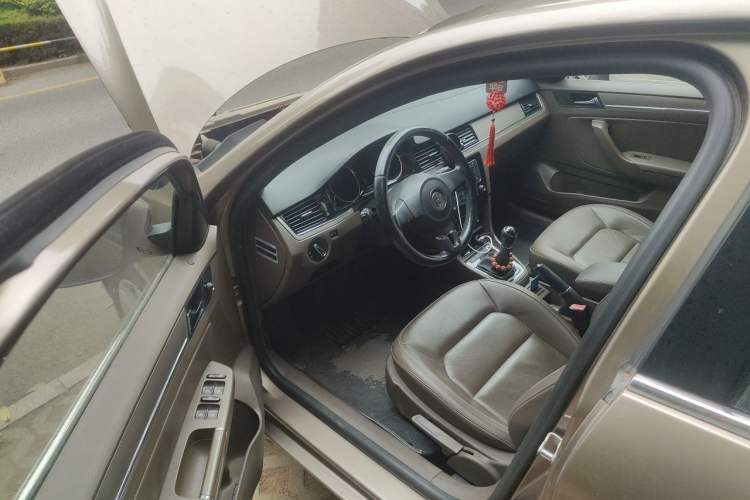Used Volkswagen Bora 2013 1.6L Manual Comfort Model Driver Seat