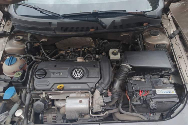 Used Volkswagen Bora 2013 1.4T Automatic Comfort Model Engine Bay