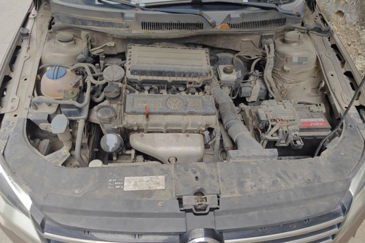 Used Volkswagen Bora 2013 1.6L Automatic Luxury Model Engine Bay
