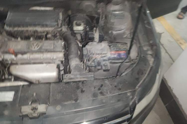 Used Volkswagen Bora 2013 1.6L Automatic Comfort Model Engine Bay Left