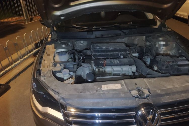 Used Volkswagen Bora 2013 1.6L Automatic Comfort Model Engine Bay Right