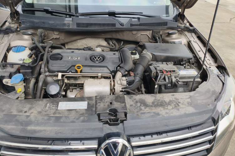 Used Volkswagen Bora 2013 1.4T Manual Comfort Model Engine Bay
