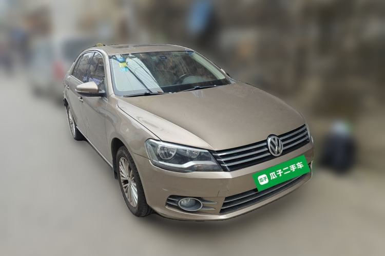Used Volkswagen Bora 2013 1.6L Automatic Luxury Model Front Right 45 Deg