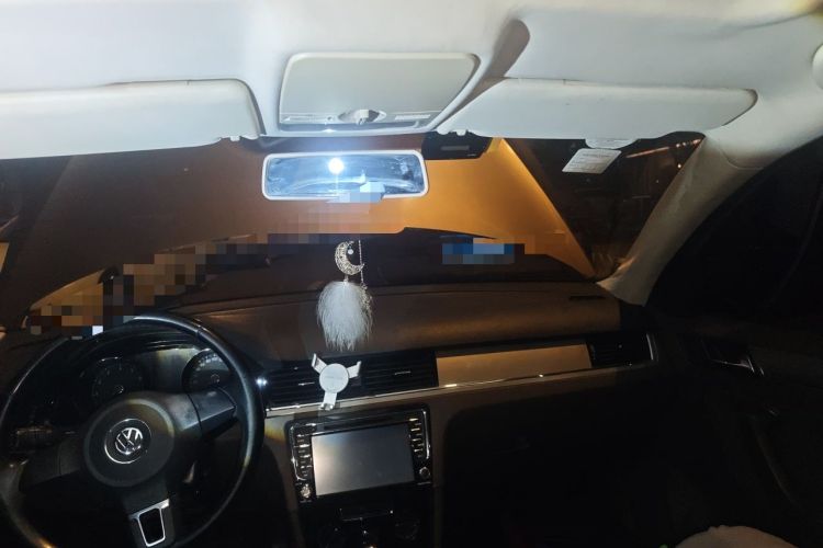 Used Volkswagen Bora 2013 1.6L Automatic Comfort Model Headliner