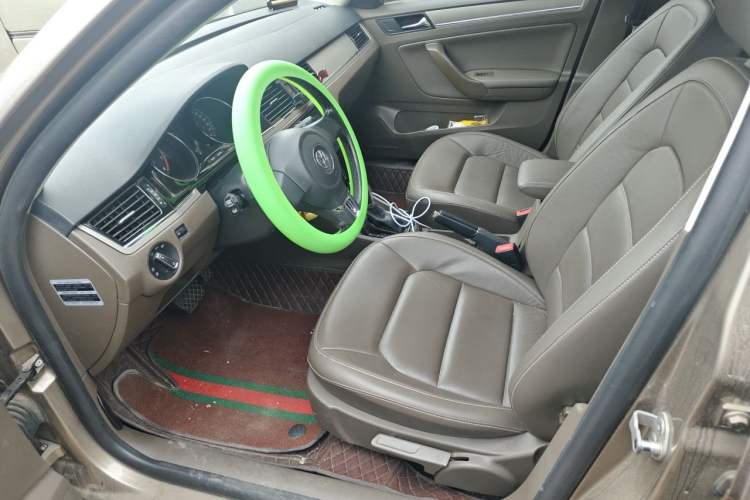 Used Volkswagen Bora 2013 1.4T Automatic Comfort Model Left Front Seat