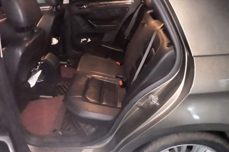 Used Volkswagen Bora 2013 1.6L Automatic Luxury Model Left Rear Seat